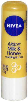 A Kiss of Milk & Honey, Soothing Lip Care, 0.17 oz (4.8 g) by Nivea, 洗澡，美容，唇部護理，唇膏 HK 香港