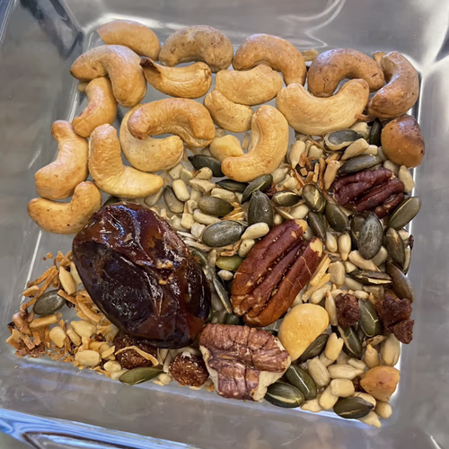Bergin Fruit and Nut Company 生腰果，16 盎司（454 克） 香港