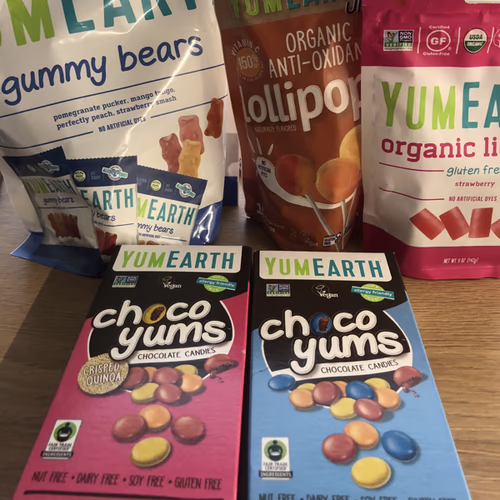 YumEarth Choco Yums 巧克力糖,脆藜麥,2.5 盎司(70.9 克) 香港 YumEarth Choco Yums 巧克力糖,脆藜麥,2.5 盎司(70.9 克) 香港