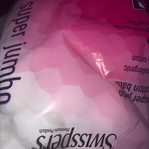 Swisspers 超大棉球,70 粒 香港 Swisspers 超大棉球,70 粒 香港