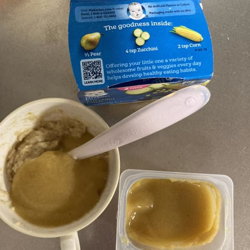 袋裝 - 果泥和膳食/嬰兒和兒童餵養 袋裝 - 果泥和膳食/嬰兒和兒童餵養