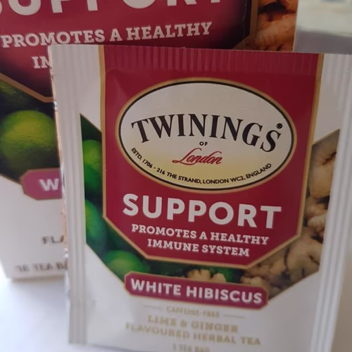 Twinings 支持生薑,花草茶,酸橙和生薑,不含咖啡因,18 茶包,0.95 盎司(27 克) 香港 Twinings 支持生薑,花草茶,酸橙和生薑,不含咖啡因,18 茶包,0.95 盎司(27 克) 香港