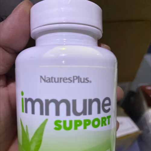 維生素 A、維生素 C、維生素 D3、鋅、銅、阿拉伯半乳聚醣、黃耆、L-半胱胺酸、舞茸萃取、穿心蓮 香港