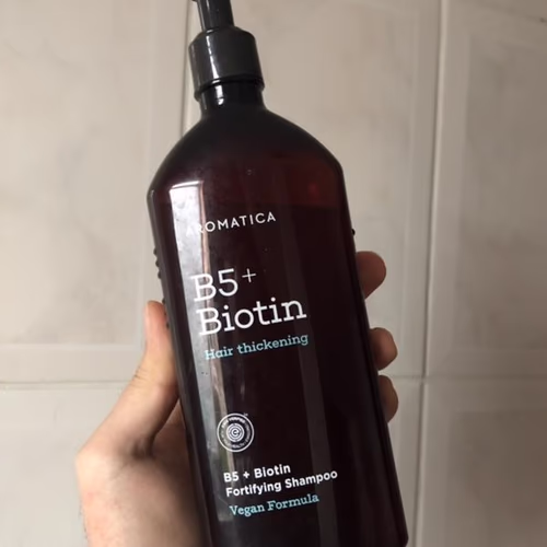 Aromatica 強化洗髮水,B5 + 生物素,13.5 液量盎司(400 毫升) 香港 Aromatica 強化洗髮水,B5 + 生物素,13.5 液量盎司(400 毫升) 香港