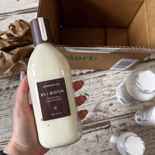Aromatica K-Beauty 護髮洗髮精 Aromatica K-Beauty 護髮洗髮精