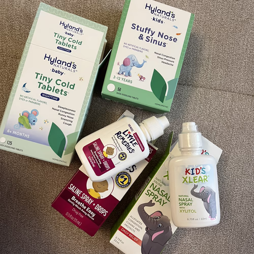 嬰兒鼻腔噴劑和吸氣器 - 鼻腔和鼻竇清洗 / 健康與安全 嬰兒鼻腔噴劑和吸氣器 - 鼻腔和鼻竇清洗 / 健康與安全