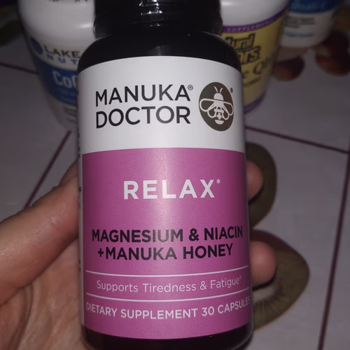 菸鹼酸、生物素、鎂、紅景天根萃取物、冷凍乾燥蜂蜜粉、蜂花粉、5-羥基色氨酸 香港