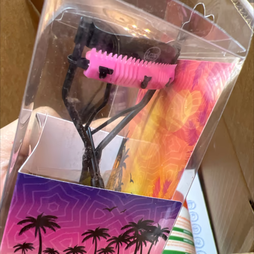 J.Cat Beauty 捲翹提拉睫毛梳,1 個工具 香港 J.Cat Beauty 捲翹提拉睫毛梳,1 個工具 香港