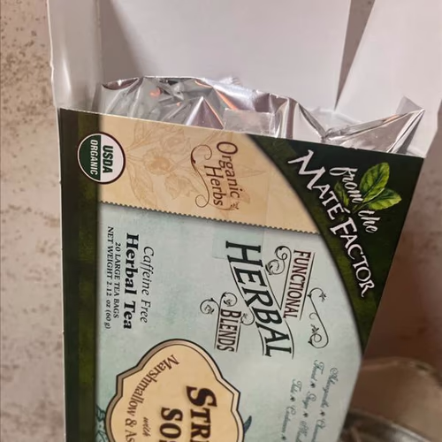 專有草本混合物，有機南非醉茄根，有機洋甘菊花，有機路易波士葉，有機茴香籽，有機生薑根莖，有機棉花糖根，有機甘草根，有機圖爾西葉，有機黑胡椒 香港