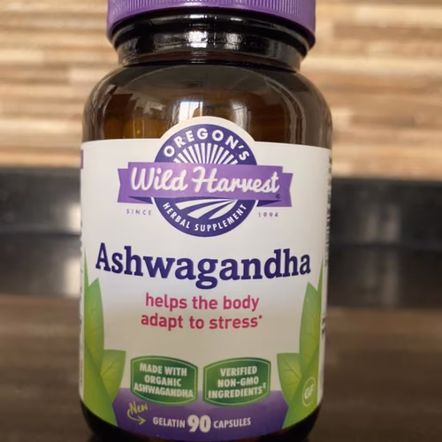 Ashwagandha、阿育吠陀、適應原、草藥、草藥和順勢療法 Ashwagandha、阿育吠陀、適應原、草藥、草藥和順勢療法