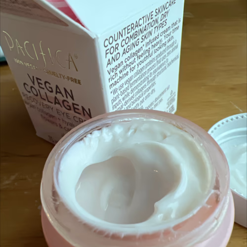 膠原蛋白、美容品、眼霜、透明質酸精華液和乳霜、成分美容產品、臉部保濕霜和乳霜 膠原蛋白、美容品、眼霜、透明質酸精華液和乳霜、成分美容產品、臉部保濕霜和乳霜