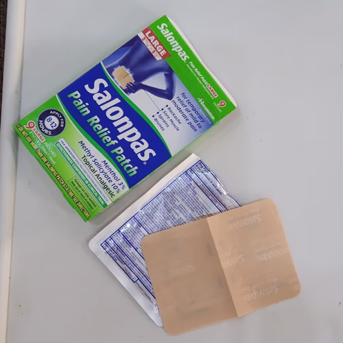 Salonpas 止痛貼,大號,9 片 香港 Salonpas 止痛貼,大號,9 片 香港