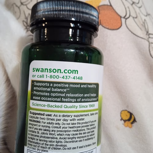 Swanson 聖約翰草含洋甘菊和假馬齒莧,60 粒膠囊 香港 Swanson 聖約翰草含洋甘菊和假馬齒莧,60 粒膠囊 香港