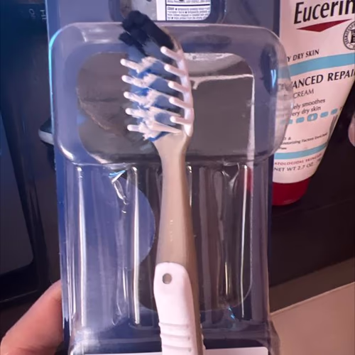 Oral-B 牙刷
