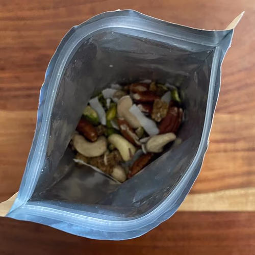 Wilderness Poets, Mixed Nuts, Trail Mix, Snack Mixes 香港 Wilderness Poets, Mixed Nuts, Trail Mix, Snack Mixes 香港