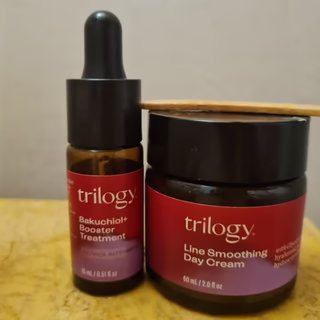 Trilogy 細紋日霜，2 液量盎司（60 毫升） HK