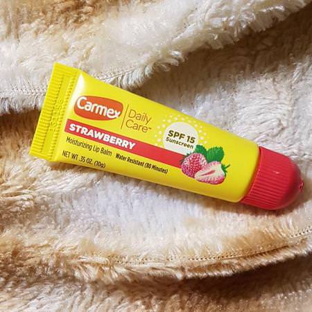Carmex, Daily Care, Moisturizing Lip Balm, Strawberry, SPF 15, .35 oz (10 g)
