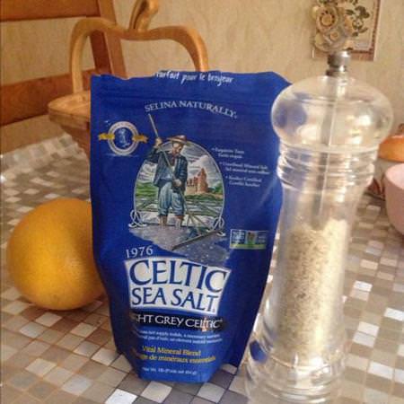 海鹽: Celtic Sea Salt, Light Grey Celtic, Vital Mineral Blend, Mini Salt Grinder, 1.8 oz (51 g)