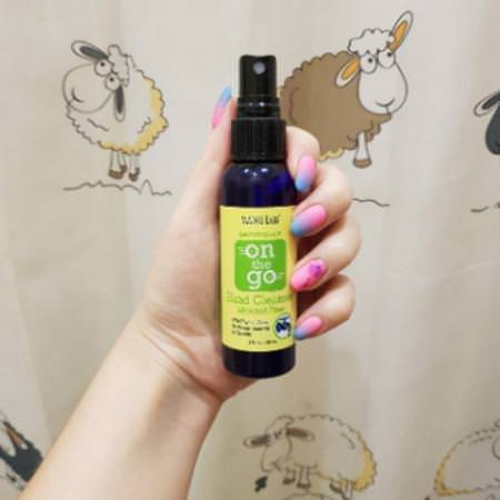 Mild By Nature Hand Sanitizers - 浴室洗手液