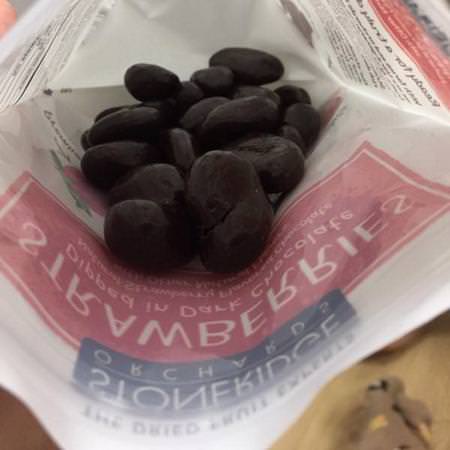 Stoneridge Orchards, Strawberries, Dipped in Dark Chocolate, 5 oz (142 g)