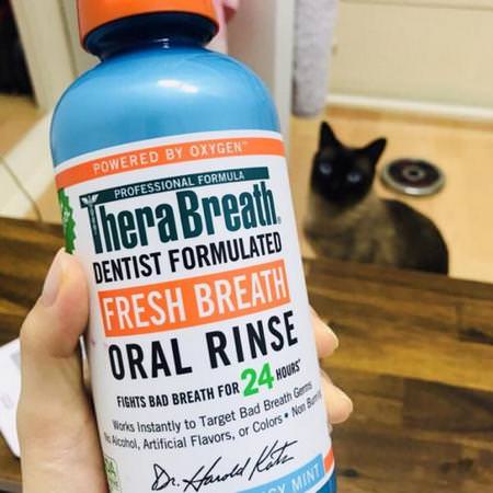 TheraBreath, Fresh Breath Oral Rinse, Invigorating Icy Mint Flavor, 16 fl oz (473 ml)